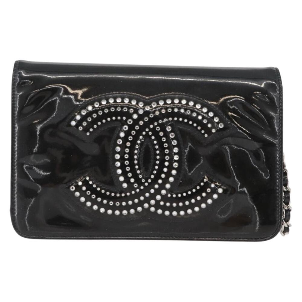 Chanel Patent CC Logo Chain Shoulder Bag Black